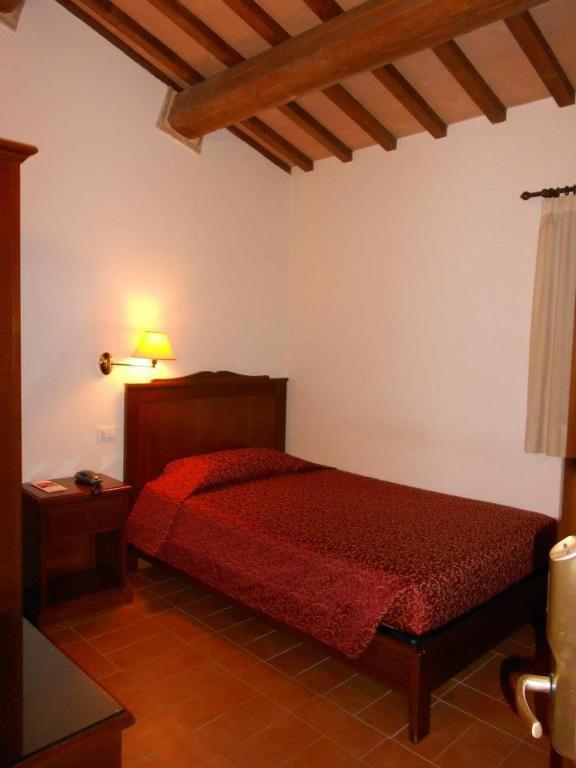 Hotel La Foresteria Abbadia di Fiastra Bagian luar foto