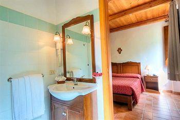 Hotel La Foresteria Abbadia di Fiastra Bagian luar foto