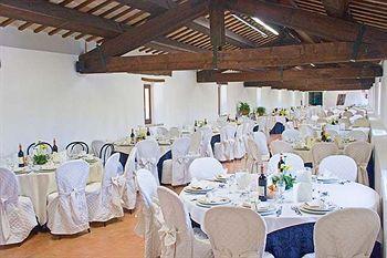 Hotel La Foresteria Abbadia di Fiastra Bagian luar foto
